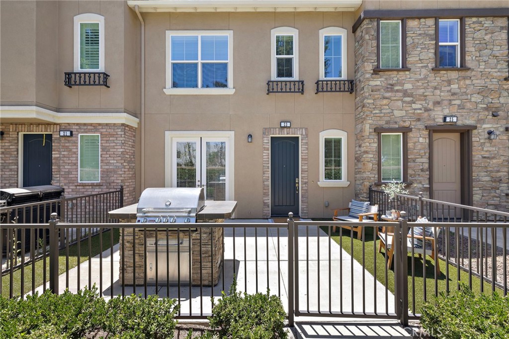 23 Aliso Ridge Loop Mission Viejo, CA 92691 - Photo 8 of 65 Built in BBQ