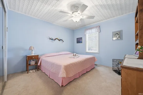 $335,000 | 3512 Southeast Indian Trail Lake Road, Farmland, IN 47340