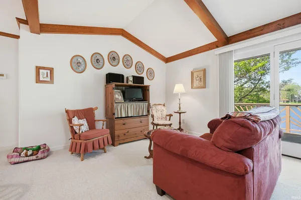 $335,000 | 3512 Southeast Indian Trail Lake Road, Farmland, IN 47340