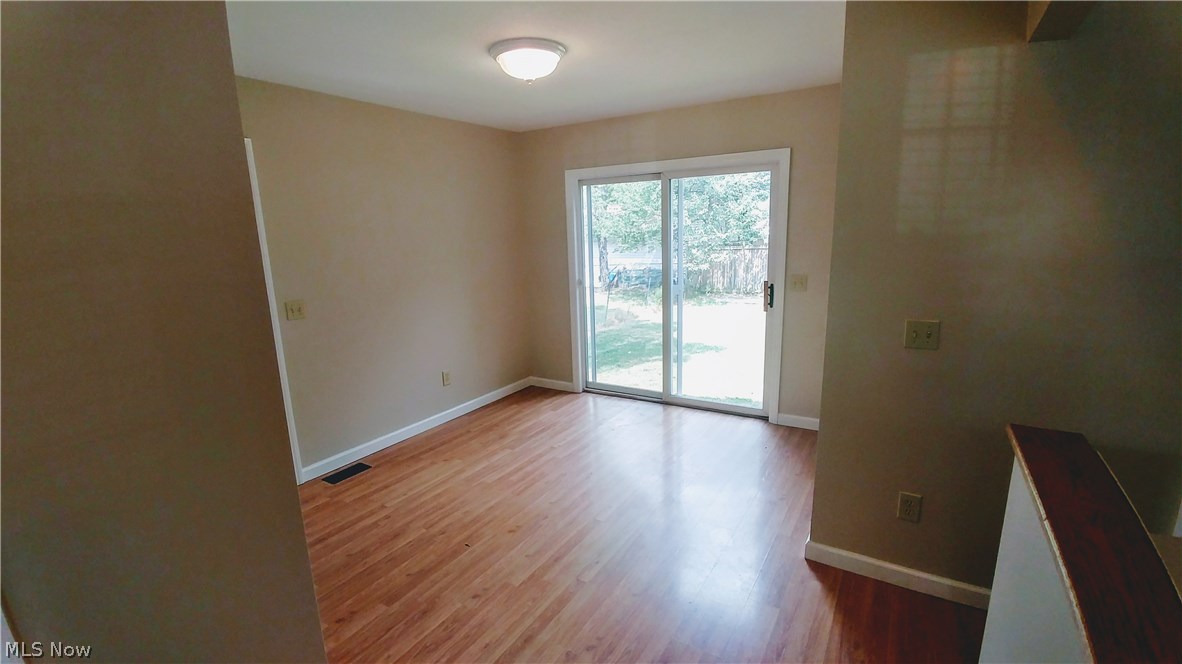 1053 Independence Avenue Akron, OH 44310 - Photo 16 of 31 Gallery Image 16