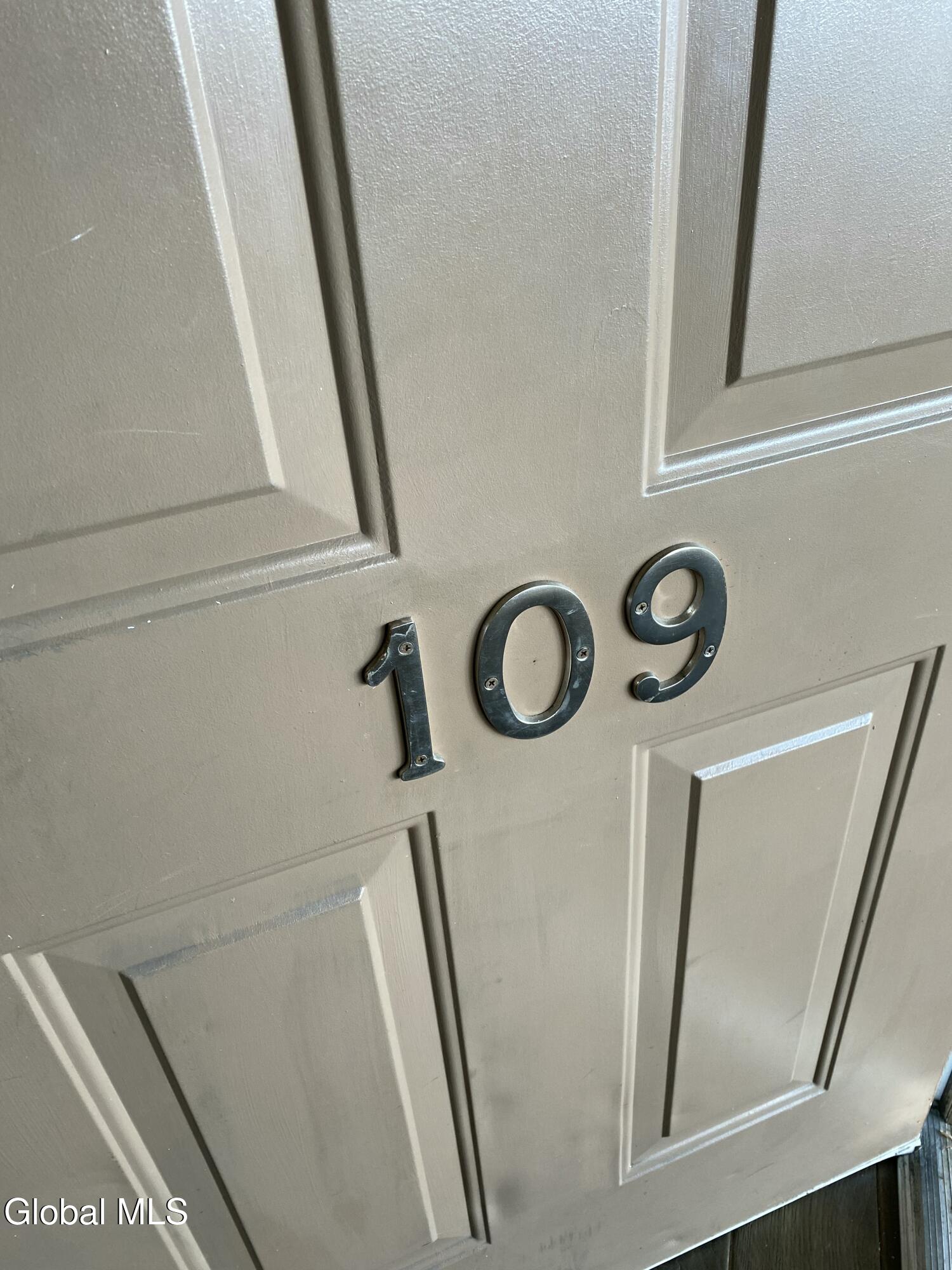 2 West Avenue, Unit 312CS109 Saratoga Springs, NY 12866 - Photo 2 of 20 1 (2)