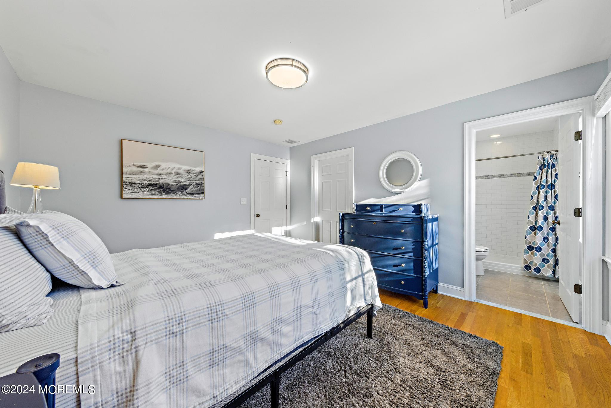 15 Oakes Road Rumson, NJ 07760 - Photo 38 of 61 15 Oakes bdrm w ensuite 2