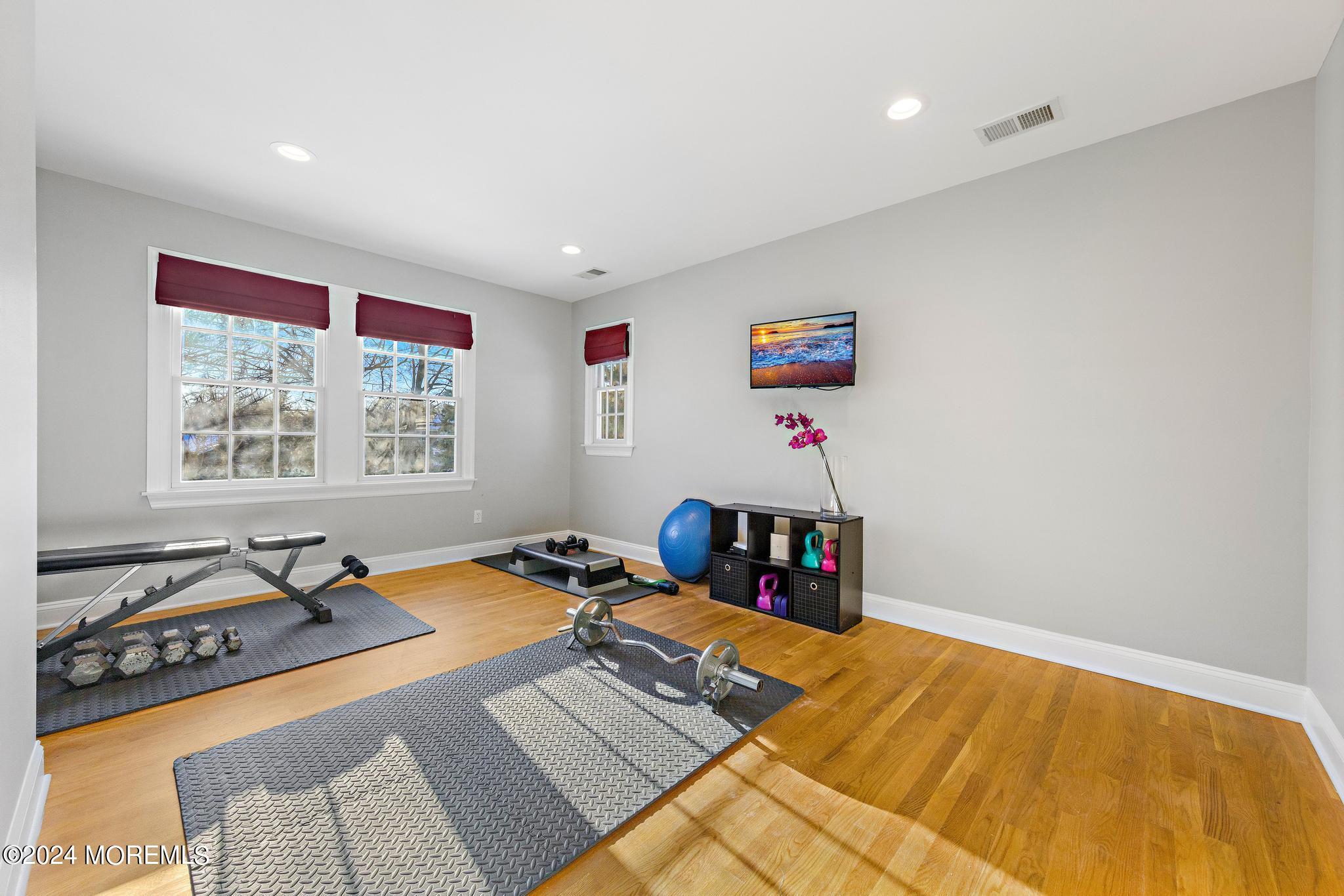 15 Oakes Road Rumson, NJ 07760 - Photo 47 of 61 15 Oakes gym