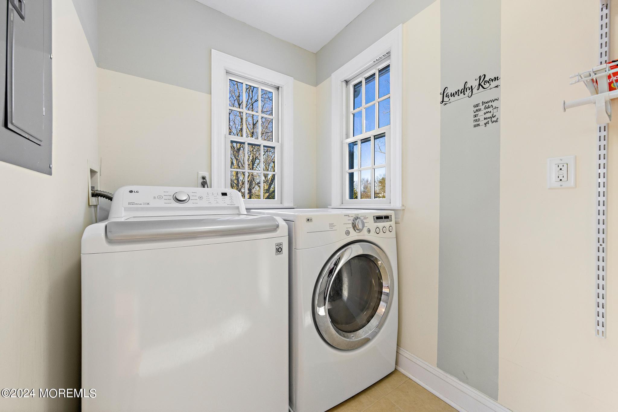 15 Oakes Road Rumson, NJ 07760 - Photo 48 of 61 15 Oakes upstairs w d