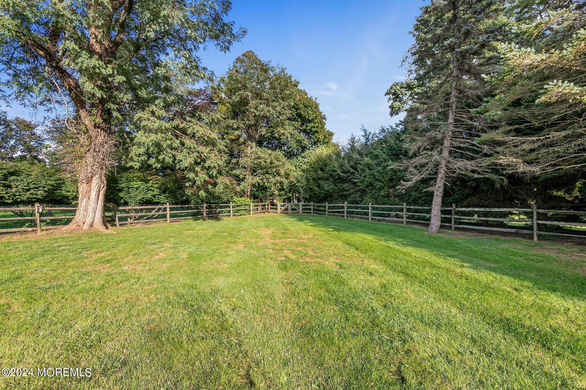 15 Oakes Road Rumson, NJ 07760 - Photo 55 of 61 15 Oakes gate to dock