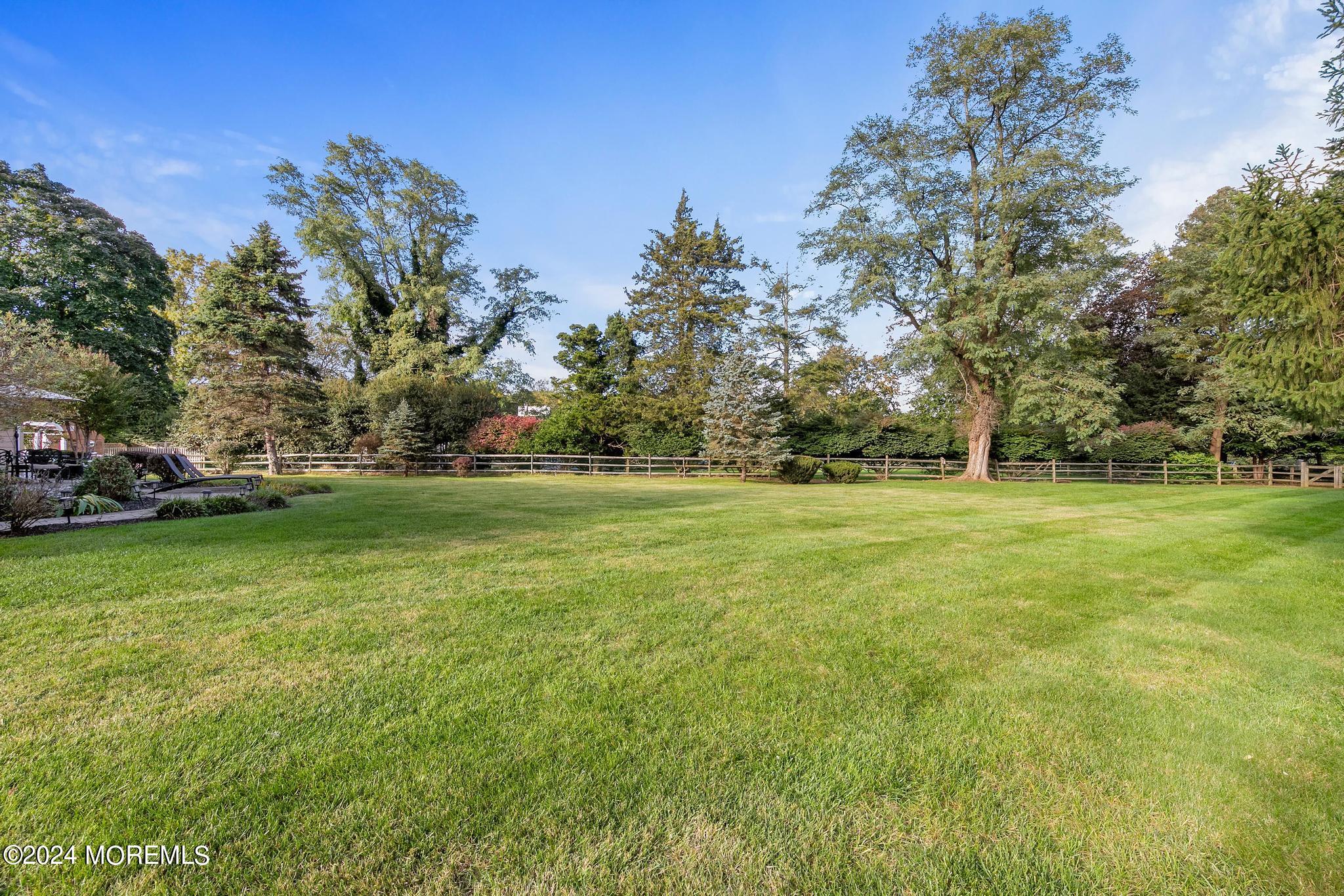 15 Oakes Road Rumson, NJ 07760 - Photo 56 of 61 15 Oakes level backyard