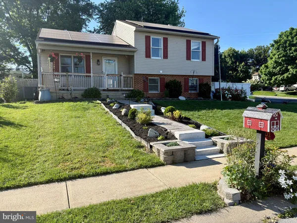 $315,000 | 101 Foxchase Drive, Elizabethtown, PA 17022