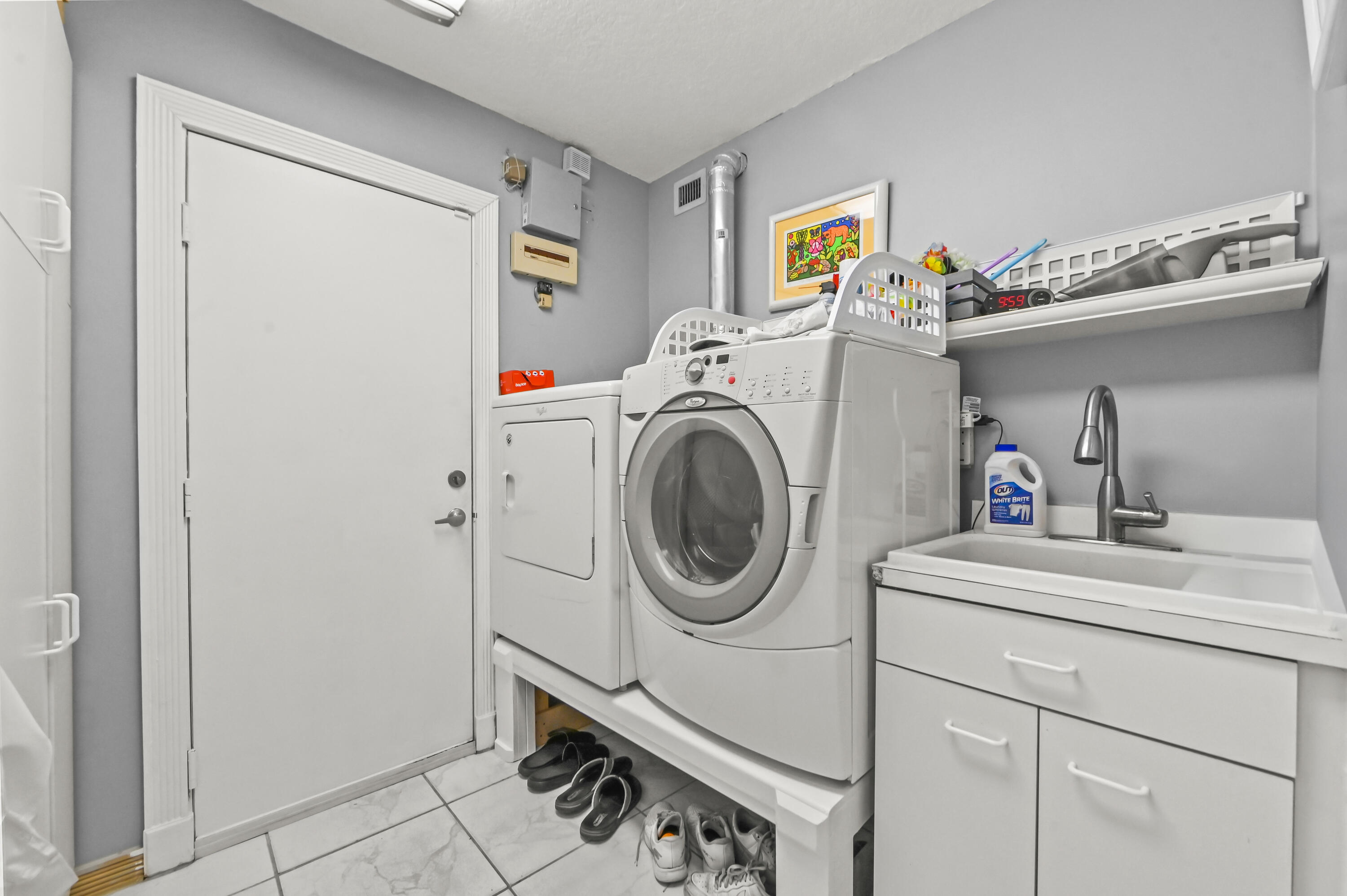 7165 Mariana Court Boca Raton, FL 33433 - Photo 30 of 47 30 Laundry 01