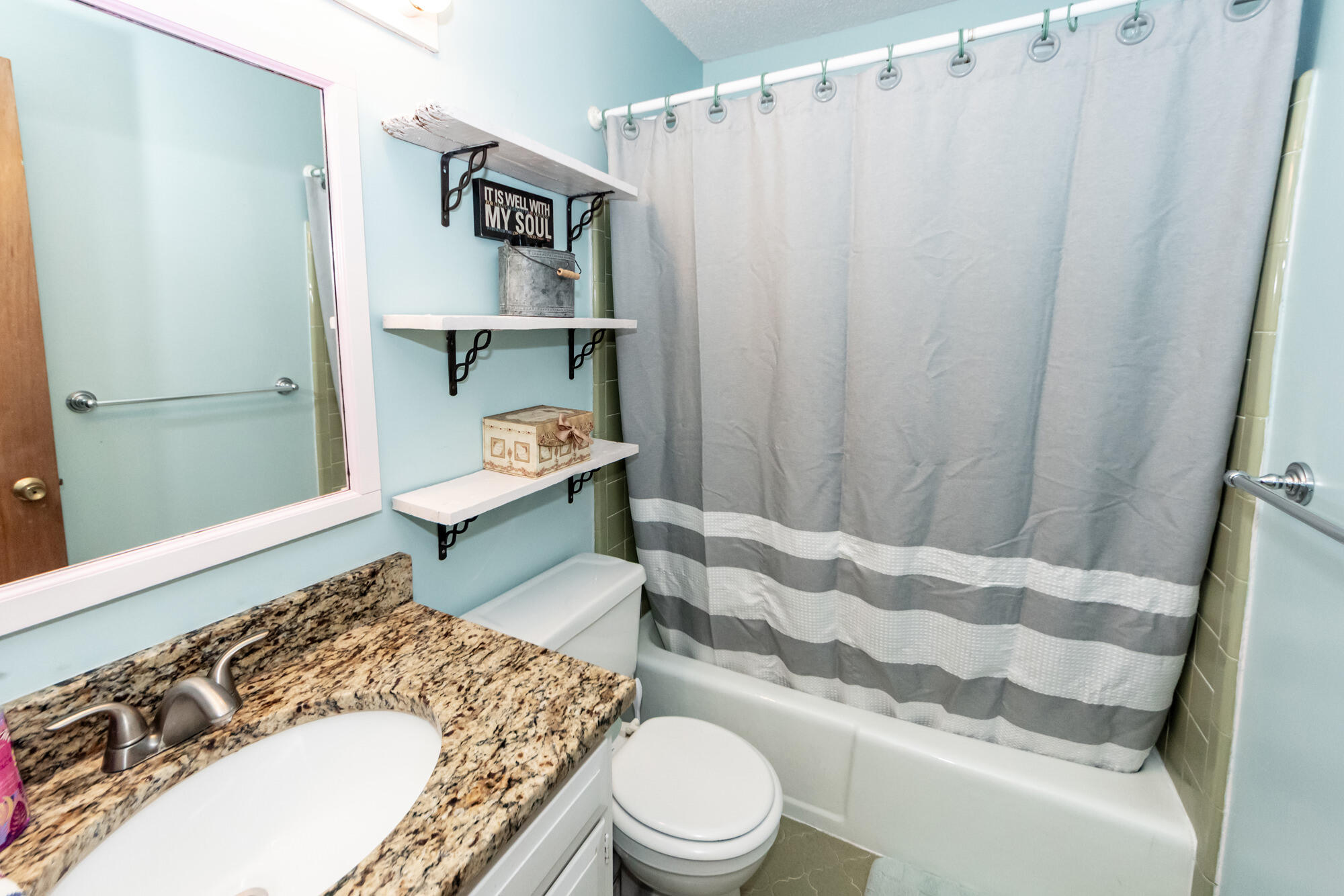 108 Stanford Court Ladson, SC 29456 - Photo 20 of 44 21