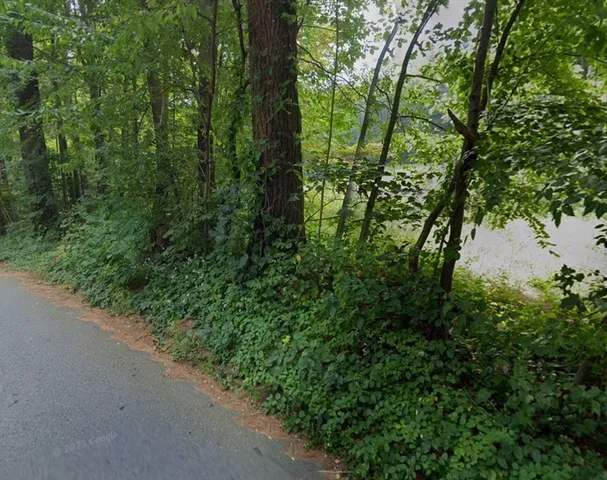 $8,900 | 17 Vinton Road, Sturbridge, MA 01566