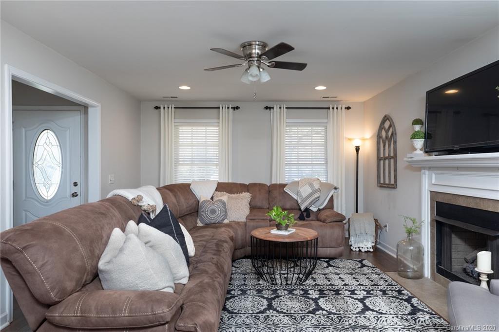2232 Highwood Road Rock Hill, SC 29732 - Photo 3 of 25 Gallery Image 3