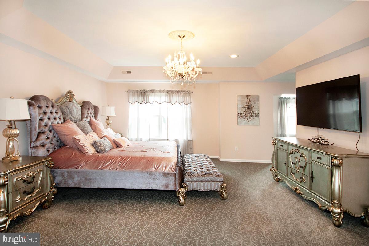 17 Ragan Ridge Road Sicklerville, NJ 08081 - Photo 21 of 57 Master Suite: Tray Ceiling, Crystal Chandelier