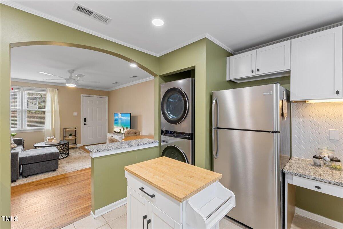 2209 Bernard Street Raleigh, NC 27608 - Photo 8 of 17 14-IMG_0090