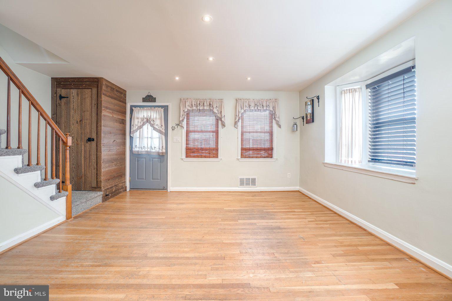 7223 Stratton Way Baltimore, MD 21224 - Photo 8 of 36 Gallery Image 8