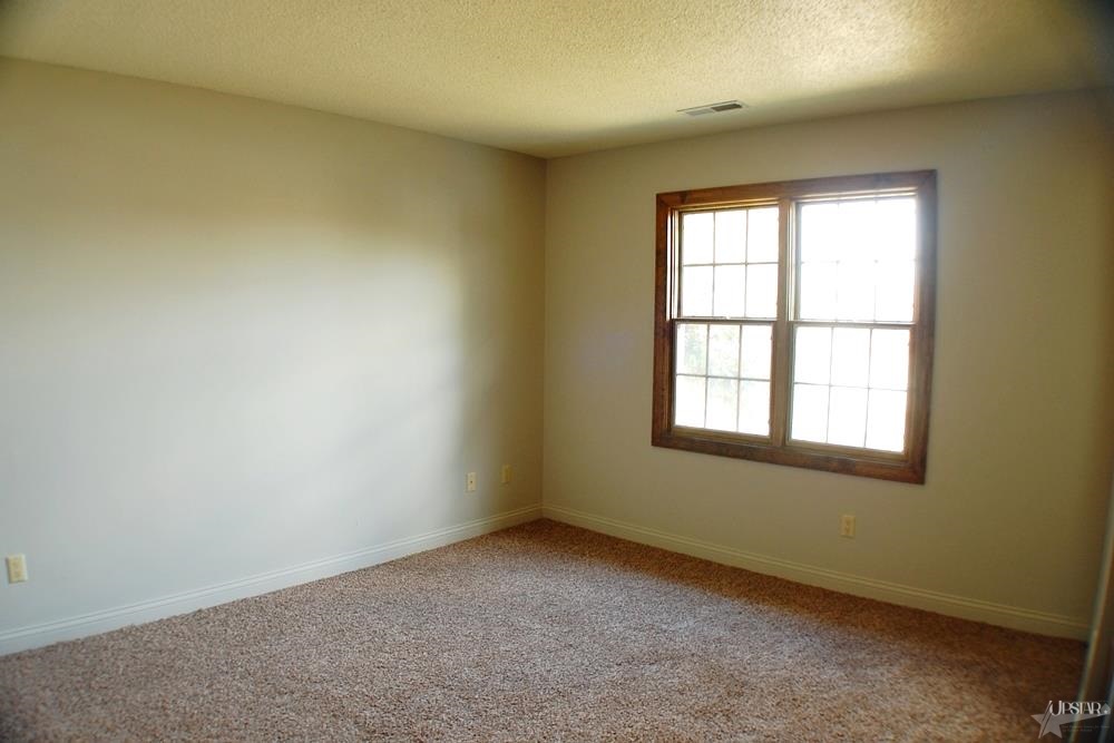9030 Mariners Ridge Drive Fort Wayne, IN 46819 - Photo 12 of 16