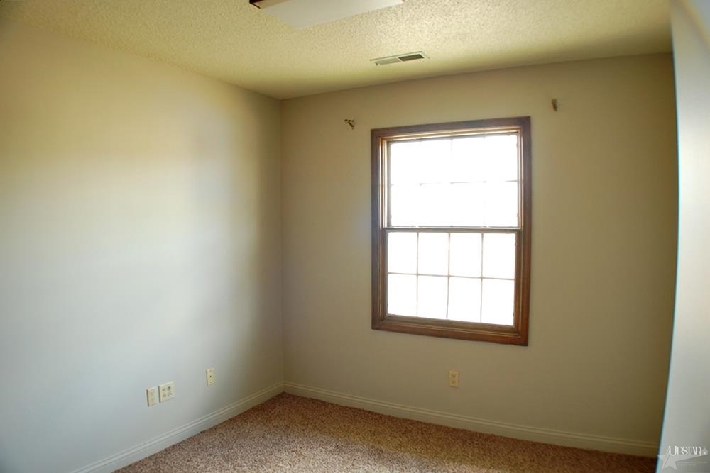 9030 Mariners Ridge Drive Fort Wayne, IN 46819 - Photo 15 of 16