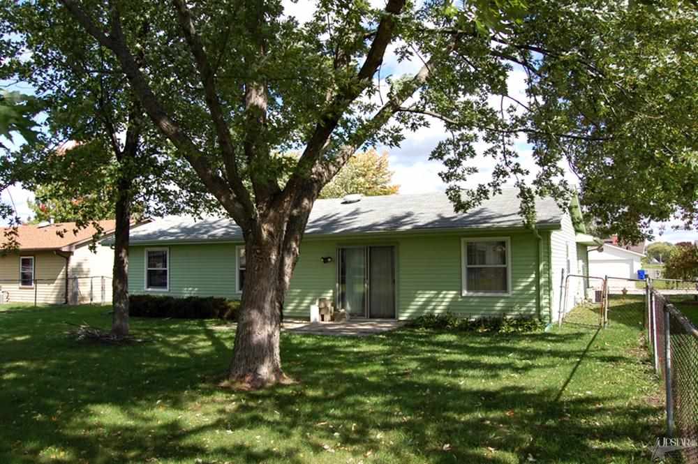9030 Mariners Ridge Drive Fort Wayne, IN 46819 - Photo 3 of 16