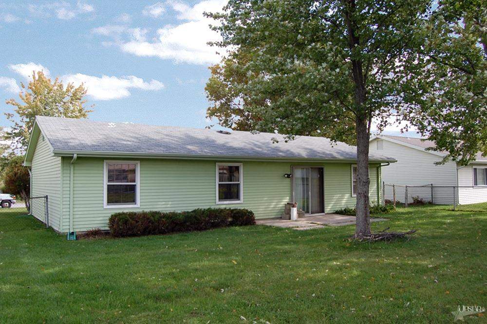 9030 Mariners Ridge Drive Fort Wayne, IN 46819 - Photo 4 of 16