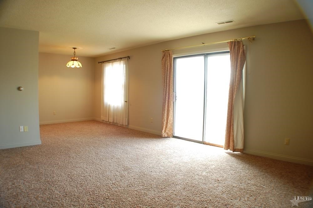 9030 Mariners Ridge Drive Fort Wayne, IN 46819 - Photo 8 of 16