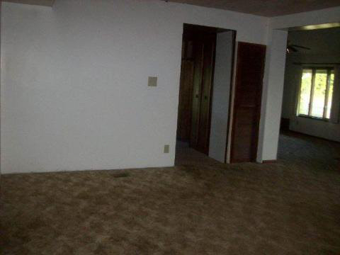 3709 North Meridian Road Addison, MI 49220 - Photo 10 of 11 917486-9.JPG