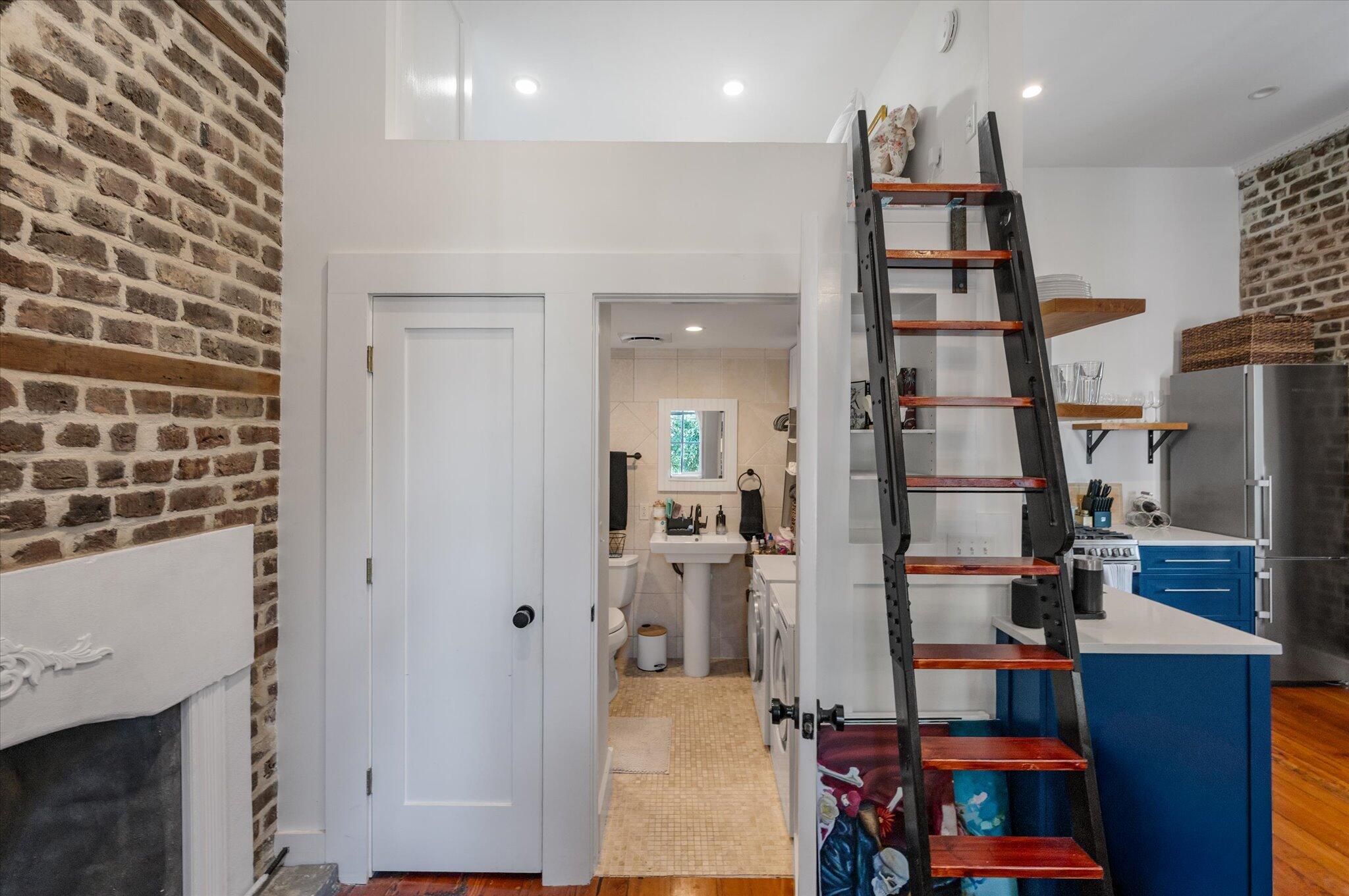 53 Hasell Street, Unit D Charleston, SC 29401 - Photo 22 of 30 22-53 Hasell St Unit D_i_Lowcountry_Expo