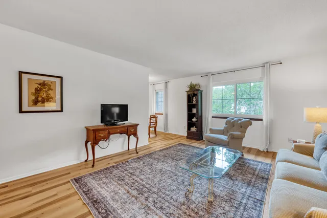 $1,800 | 753 Ashdale Drive, Unit 3A, Charleston, SC 29407