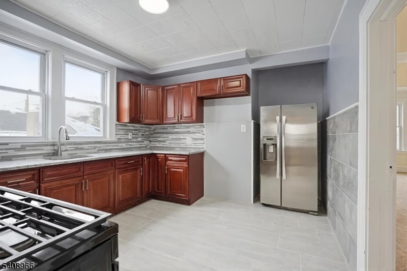 599 South 18th Street Newark, NJ 07103 - Photo 13 of 32