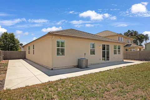 $635,000 | 1414 Van Zee Drive, Woodland, CA 95776