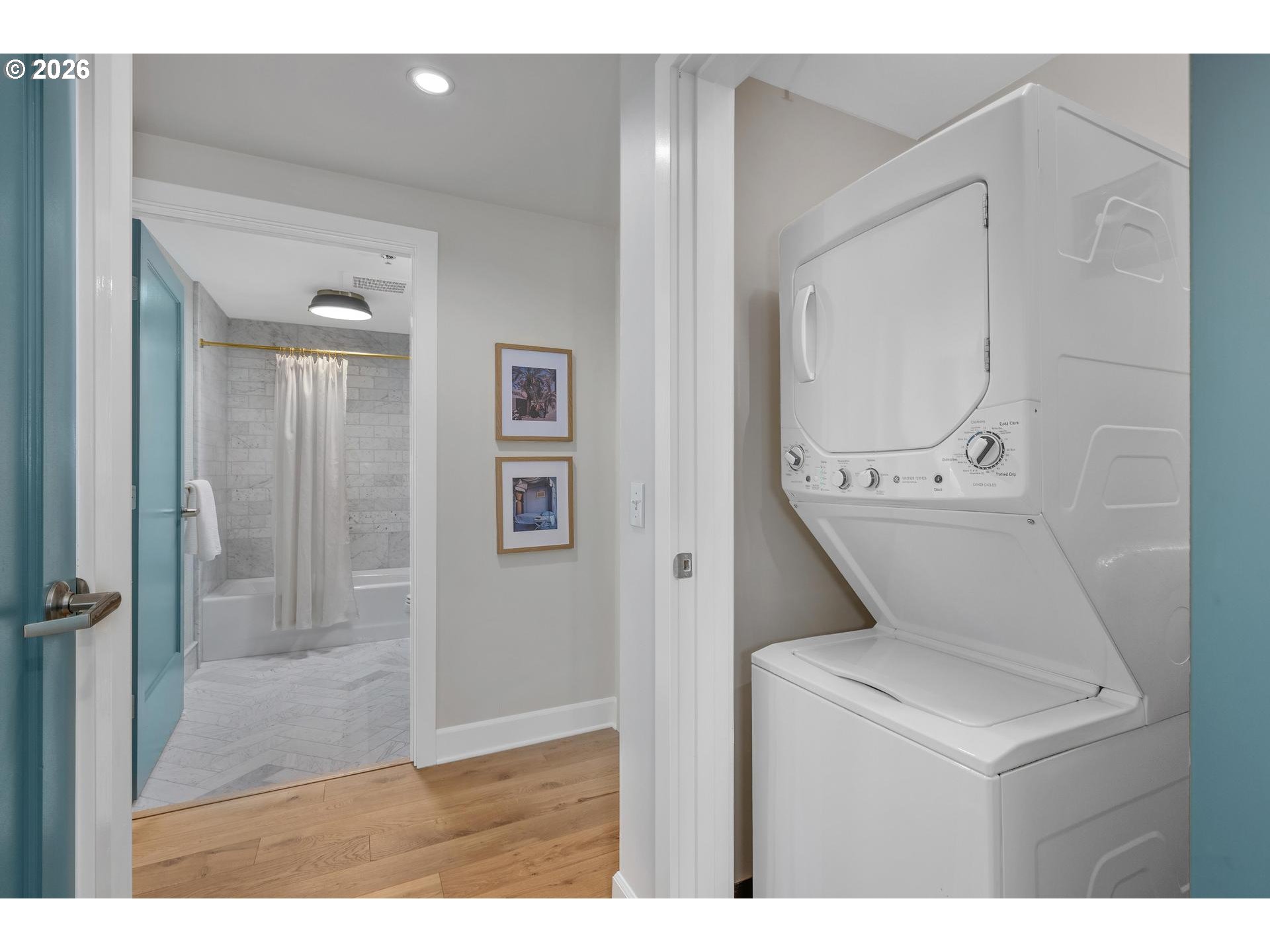 2430 Northwest Westover Road, Unit 201 Portland, OR 97210 - Photo 34 of 48 Laundry