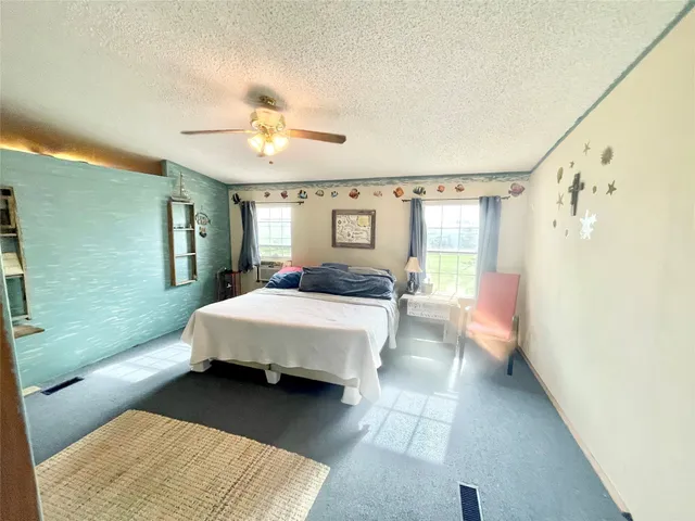 $130,000 | 82 Swallow Drive, Palacios, TX 77465