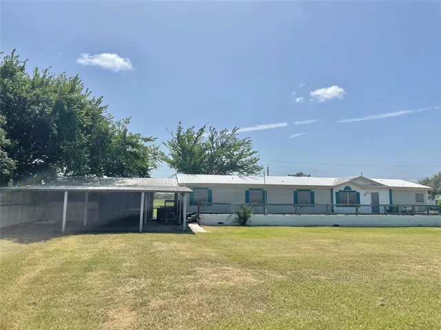 $130,000 | 82 Swallow Drive, Palacios, TX 77465