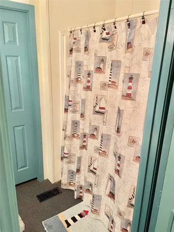 $130,000 | 82 Swallow Drive, Palacios, TX 77465