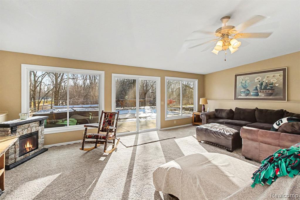 10160 Lehring Road Byron, MI 48418 - Photo 15 of 34 Gallery Image 15