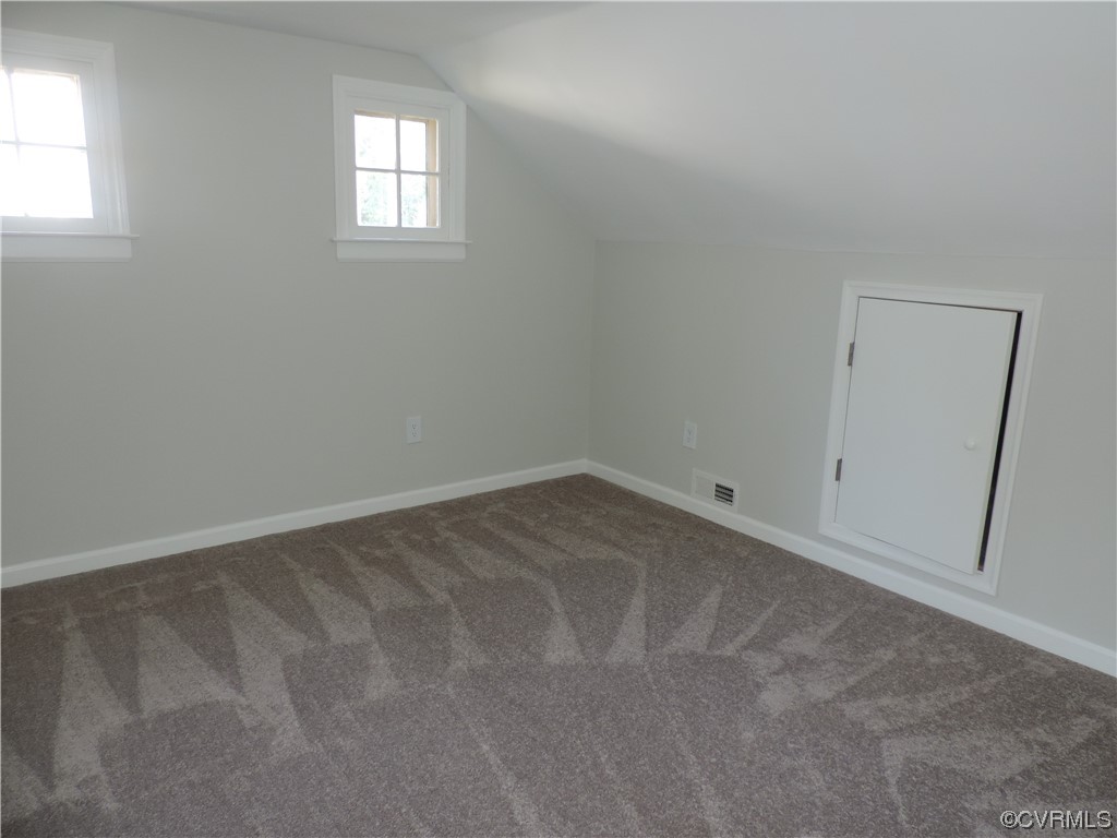 10616 Savoy Road North Chesterfield, VA 23235 - Photo 17 of 29 an empty room with windows