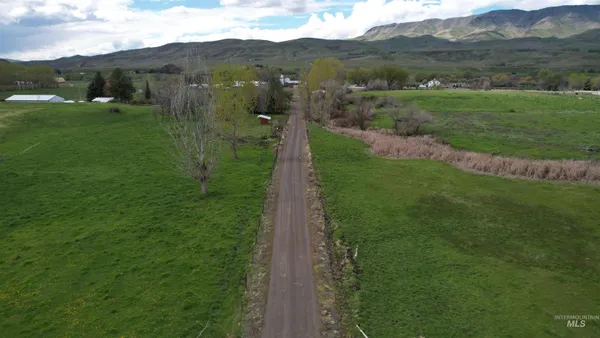 $1,100,000 | 7210 Sweet Ola Highway, Sweet, ID 83670