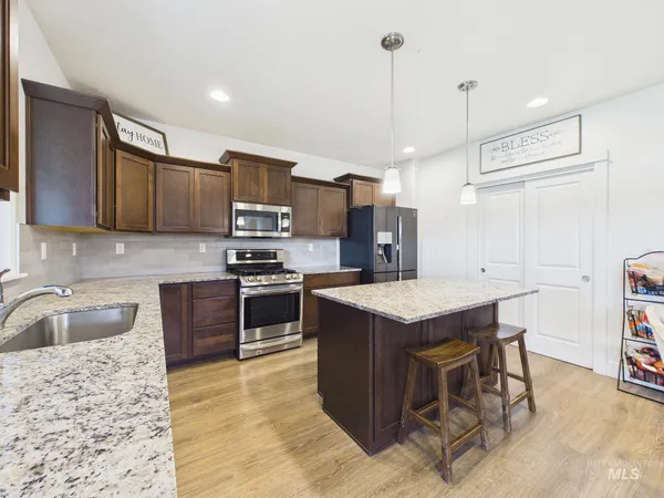 $1,100,000 | 7210 Sweet Ola Highway, Sweet, ID 83670