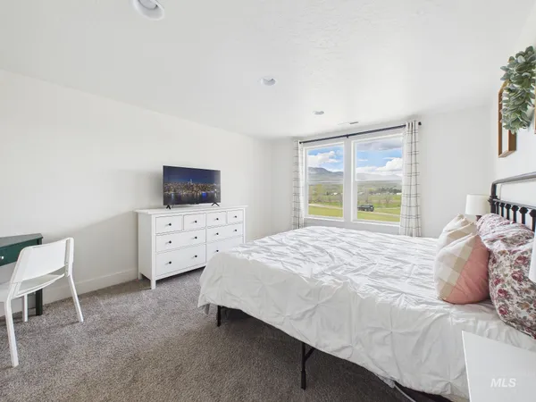 $1,100,000 | 7210 Sweet Ola Highway, Sweet, ID 83670