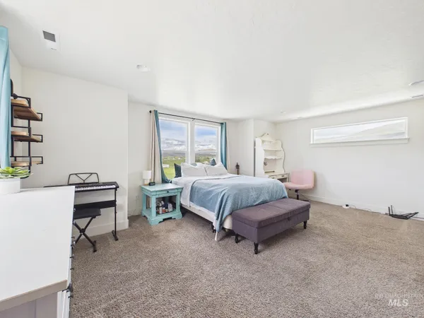 $1,100,000 | 7210 Sweet Ola Highway, Sweet, ID 83670