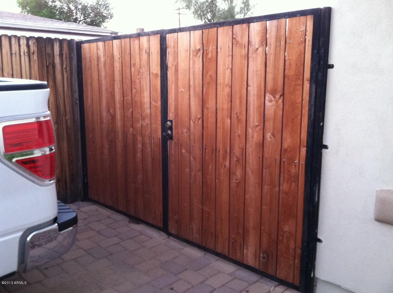 526 West Roma Avenue Phoenix, AZ 85013 - Photo 67 of 67 RV gate