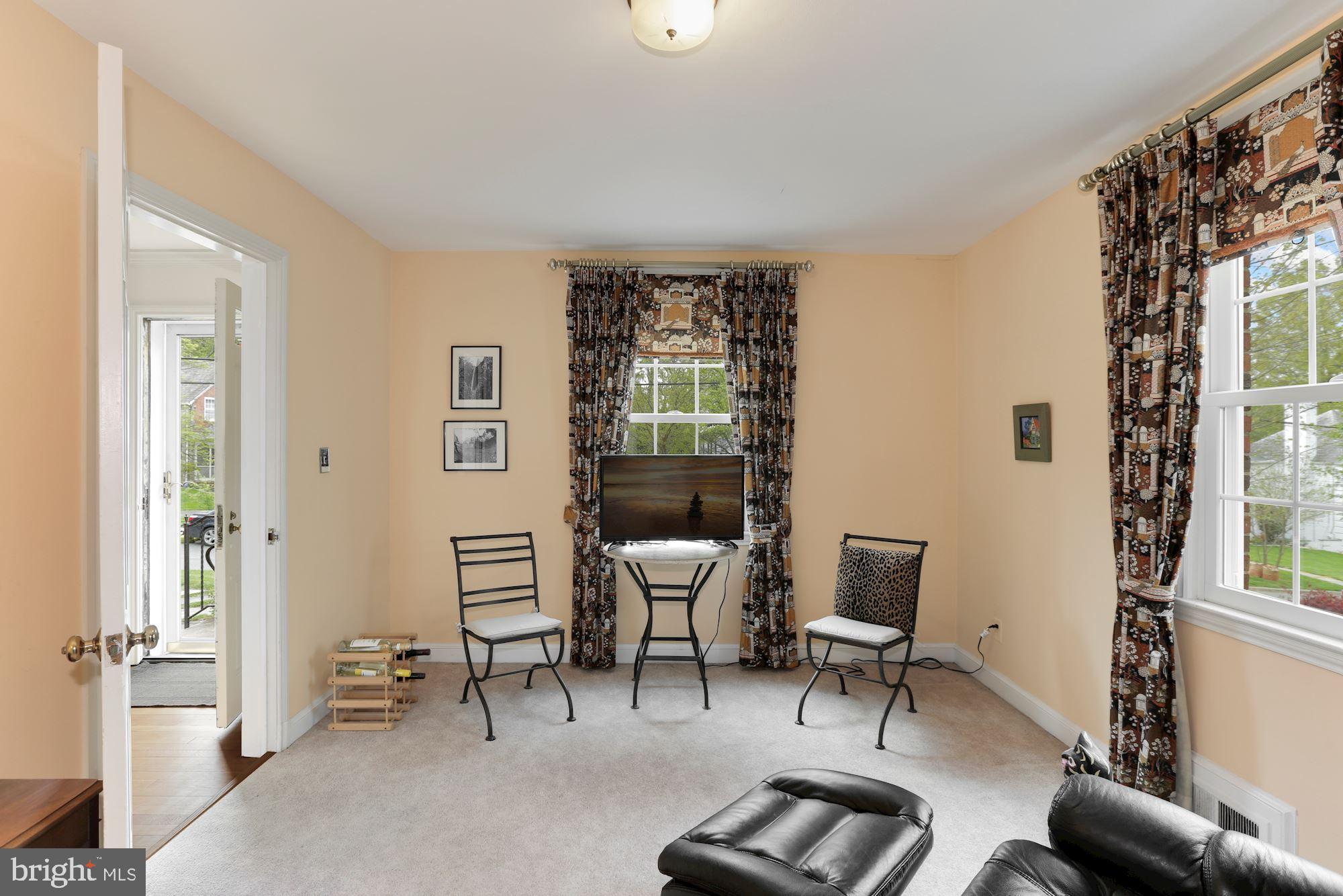 5615 Overlea Road Bethesda, MD 20816 - Photo 11 of 48 Office/Den looking toward front of house.