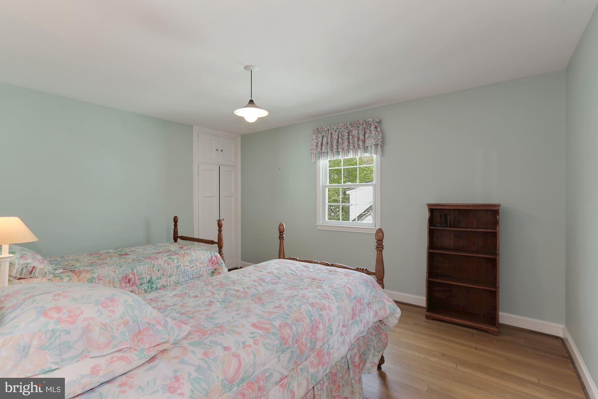 5615 Overlea Road Bethesda, MD 20816 - Photo 31 of 48 Bedroom #3.