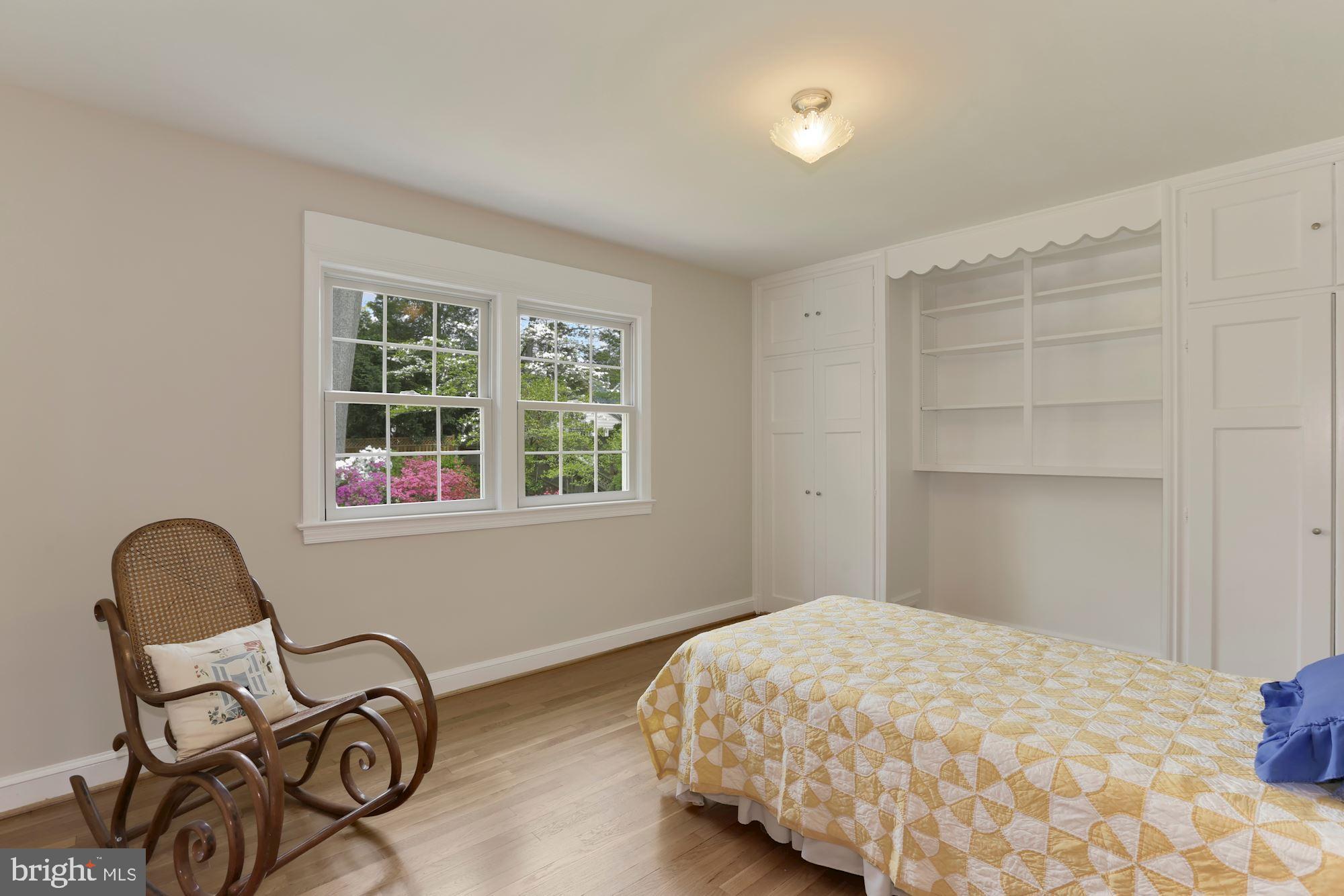 5615 Overlea Road Bethesda, MD 20816 - Photo 32 of 48 Bedroom #4 with built-ins.