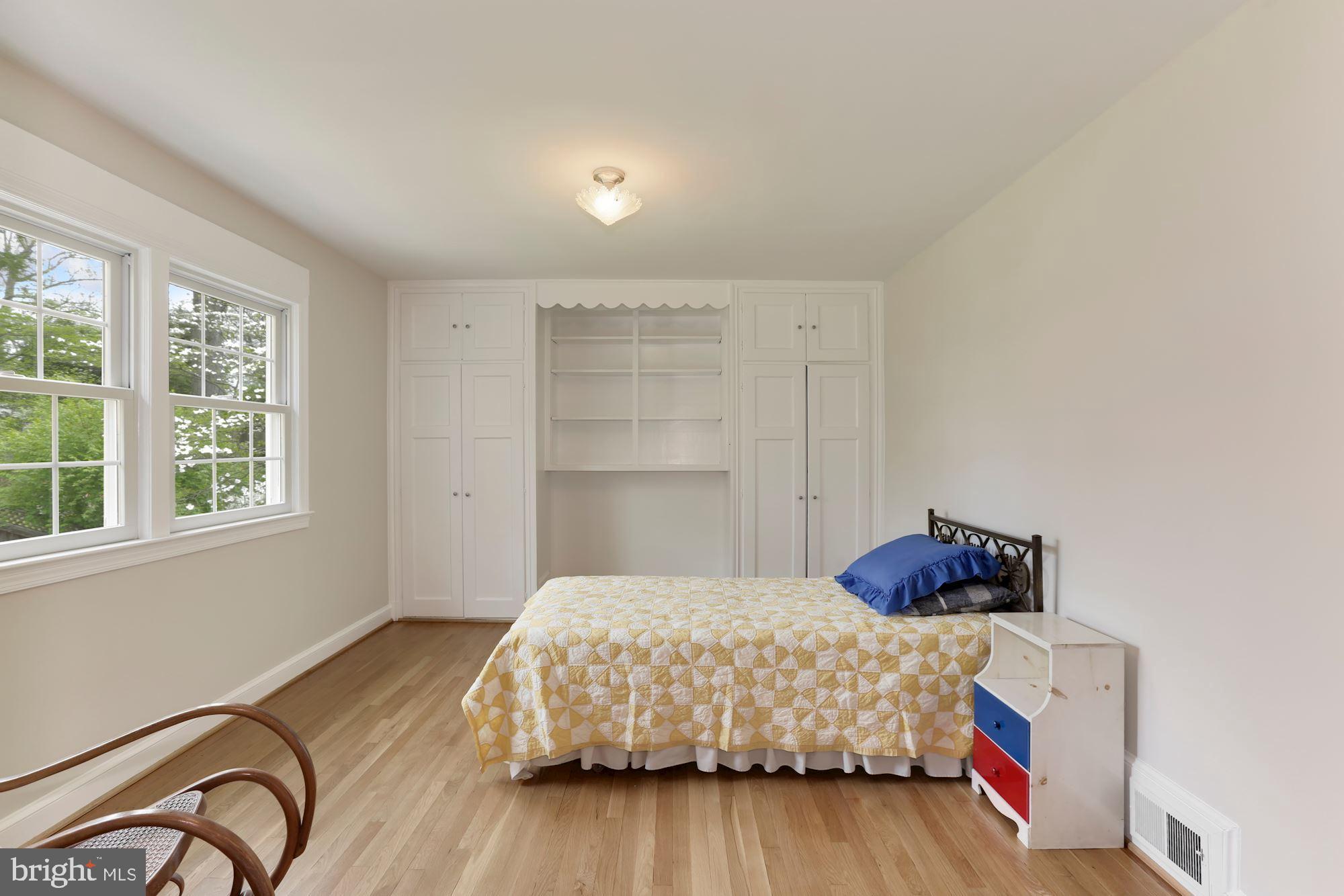 5615 Overlea Road Bethesda, MD 20816 - Photo 33 of 48 Bedroom #4.