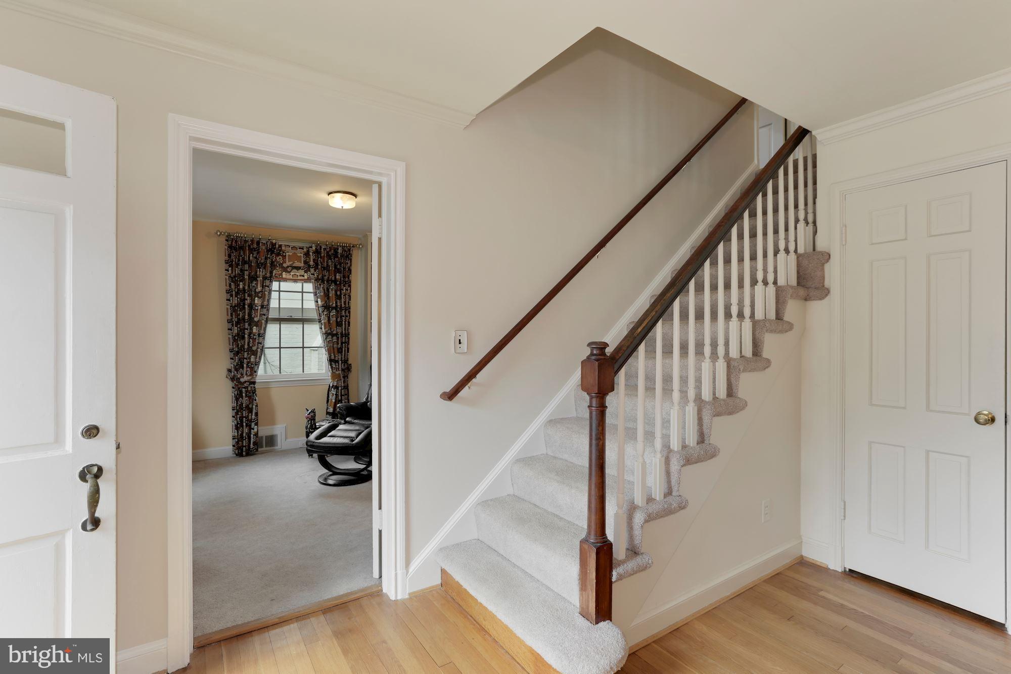 5615 Overlea Road Bethesda, MD 20816 - Photo 5 of 48 Foyer, main entry with stairs to bedroom level.