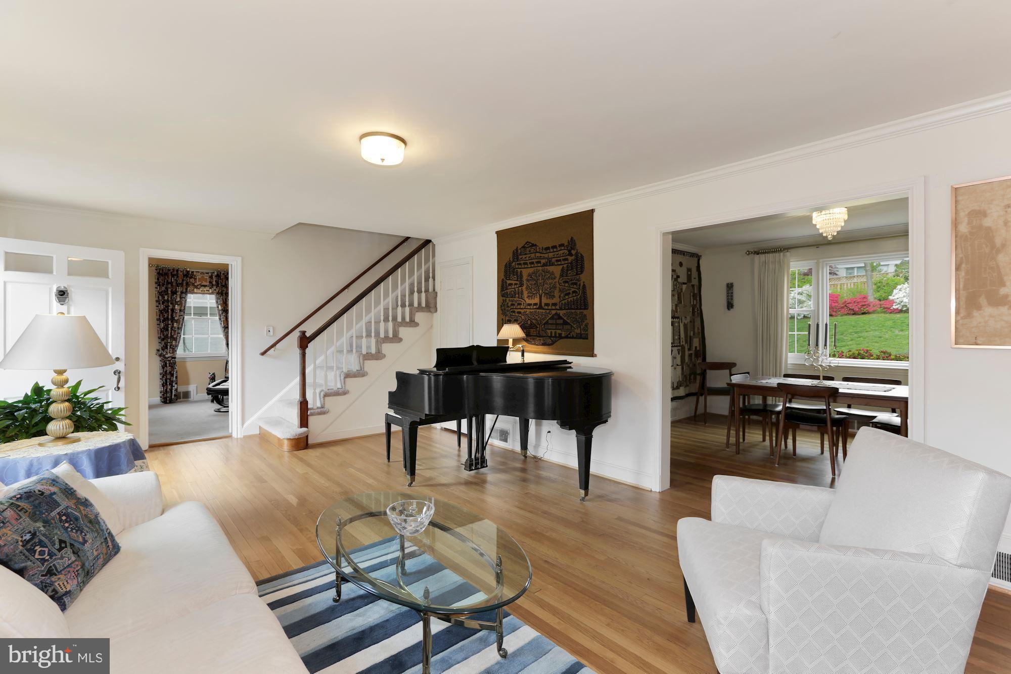 5615 Overlea Road Bethesda, MD 20816 - Photo 6 of 48 LR, Dining Room entry middle right of picture.
