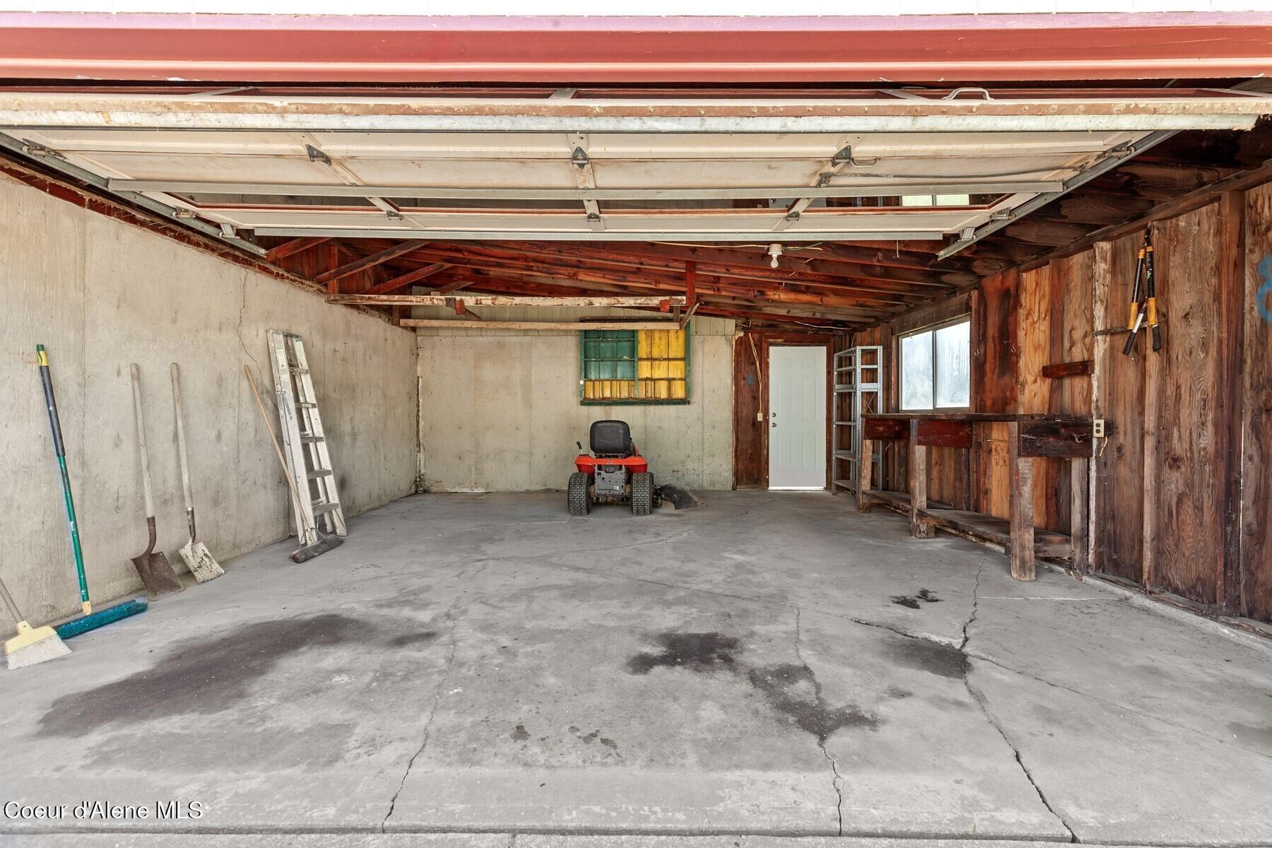 213 Rio Vista Street Osburn, ID 83849 - Photo 20 of 28 213RioVistaSt Garage