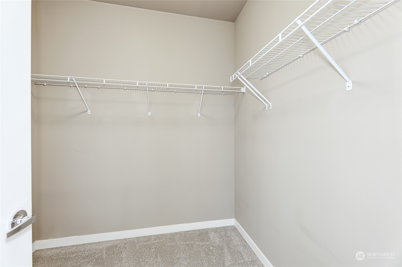 896 Southwest 96th Place Seattle, WA 98106 - Photo 17 of 24 Gallery Image 17