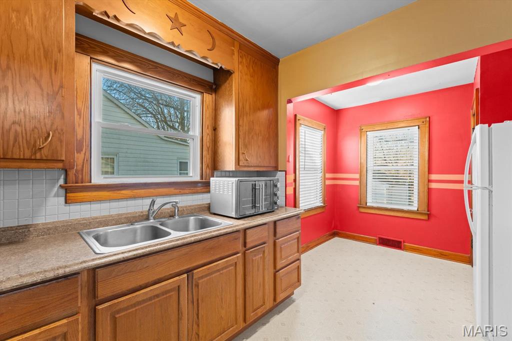 1107 Bristow Street Belleville, IL 62221 - Photo 10 of 26