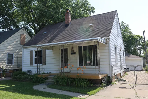 $1,750 | 27226 Lawnwood Street, Roseville, MI 48066