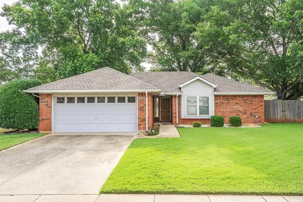 $299,000 | 2613 Forestview Drive, Corinth, TX 76210